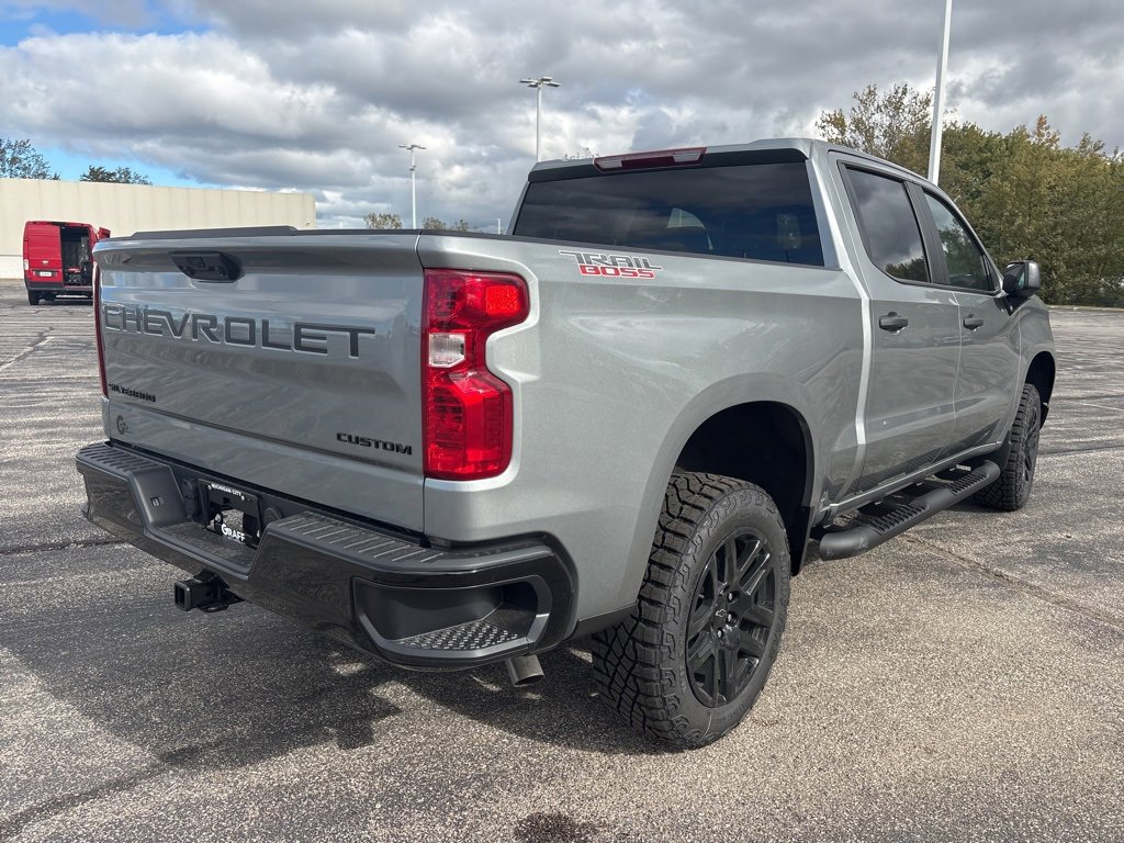 2026 Chevrolet Silverado 1500 Custom Trail Boss photo 3