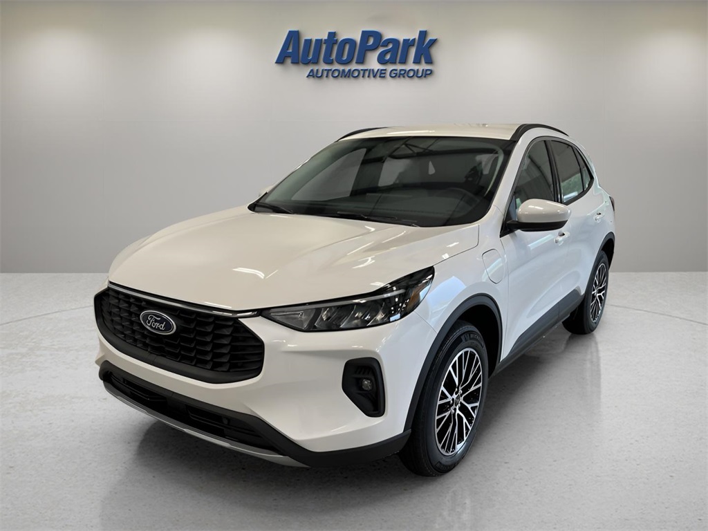 2024 Ford Escape Plug-In Hybrid Base photo 3