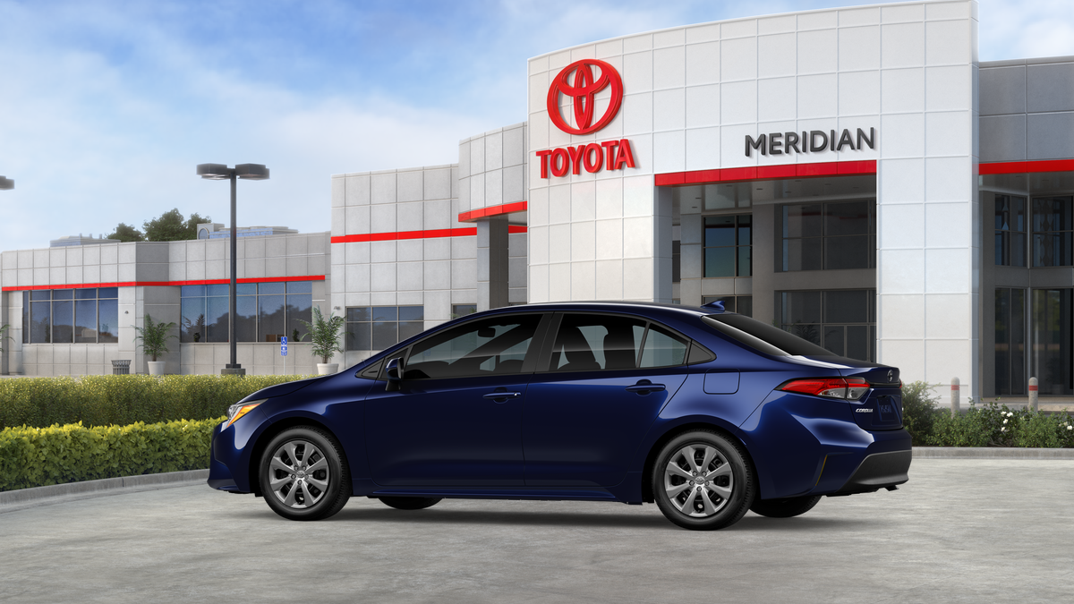 2026 Toyota Corolla LE photo 4