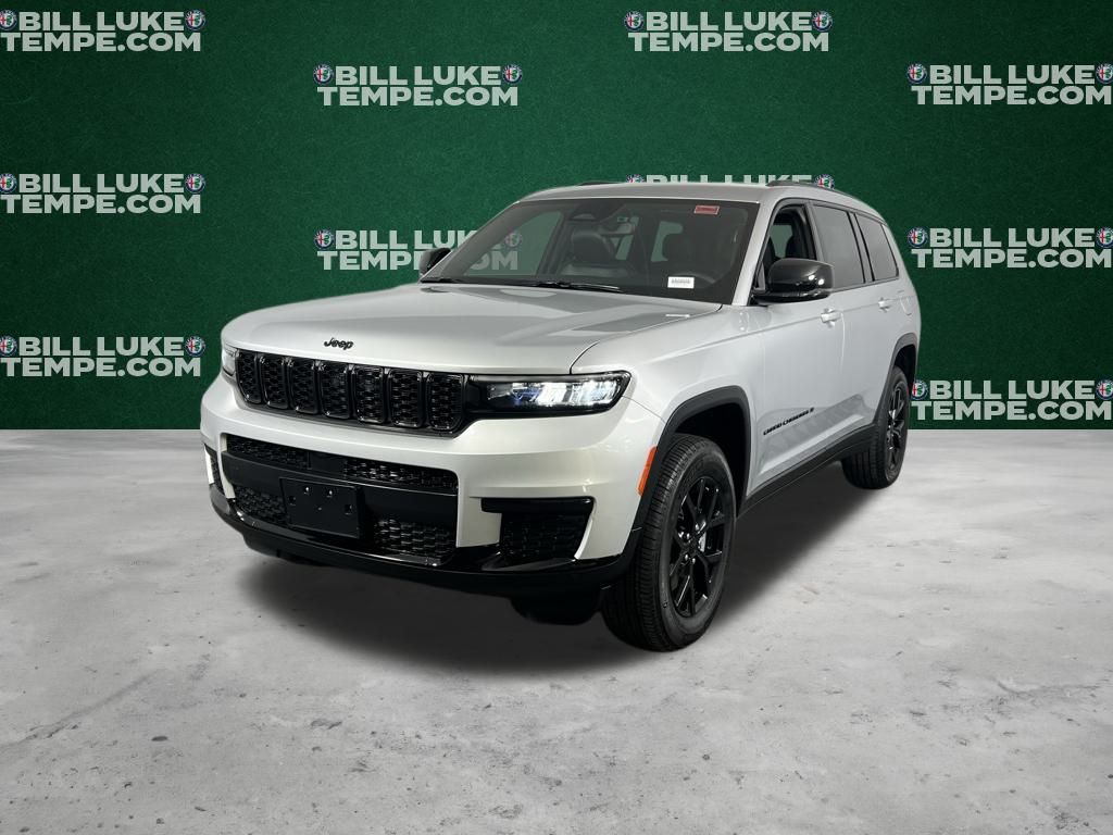 2024 Jeep Grand Cherokee Altitude photo 2