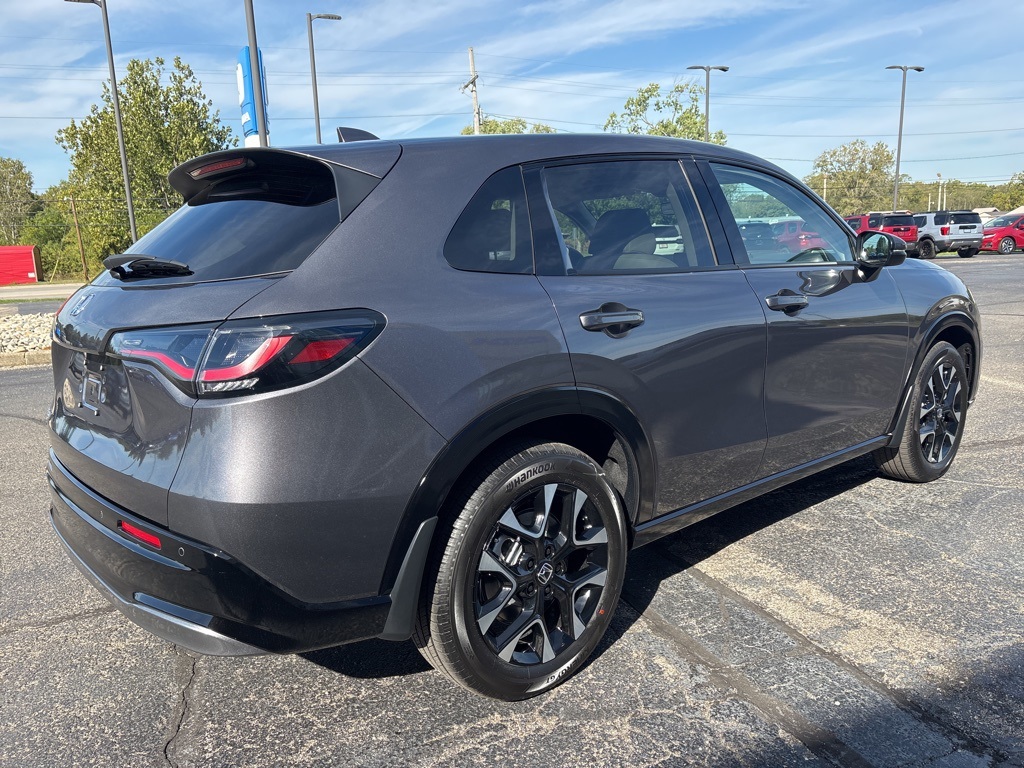 2026 Honda HR-V EX-L photo 5