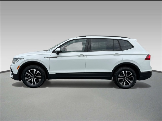 2022 Volkswagen Tiguan S photo 3