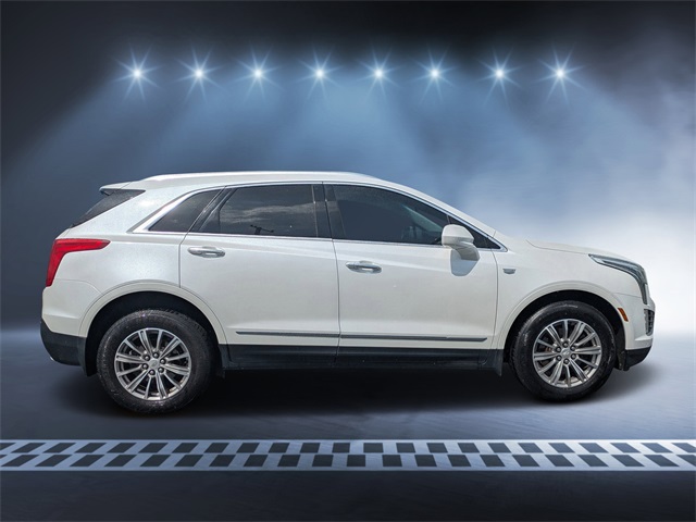 Used 2017 Cadillac XT5 Luxury with VIN 1GYKNDRS2HZ145130 for sale in Lake City, FL