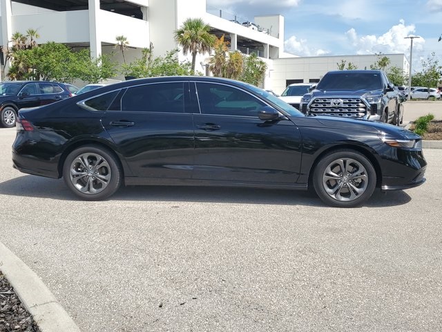 2023 Honda Accord Hybrid EX-L photo 3