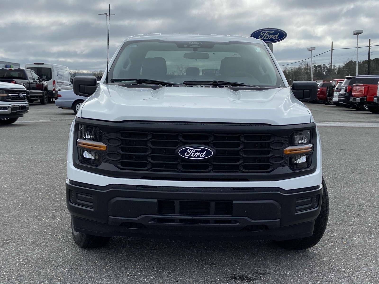 2025 Ford F-150 XL photo 5