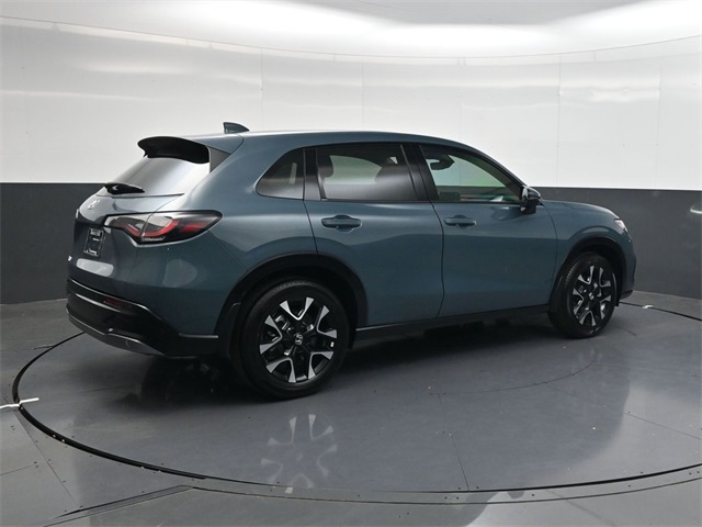 2026 Honda HR-V EX-L photo 3