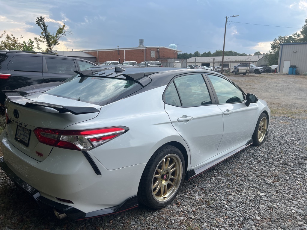 2020 Toyota Camry TRD V6 photo 4