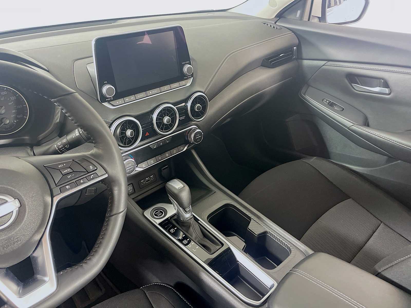 2024 Nissan Sentra SV photo 19