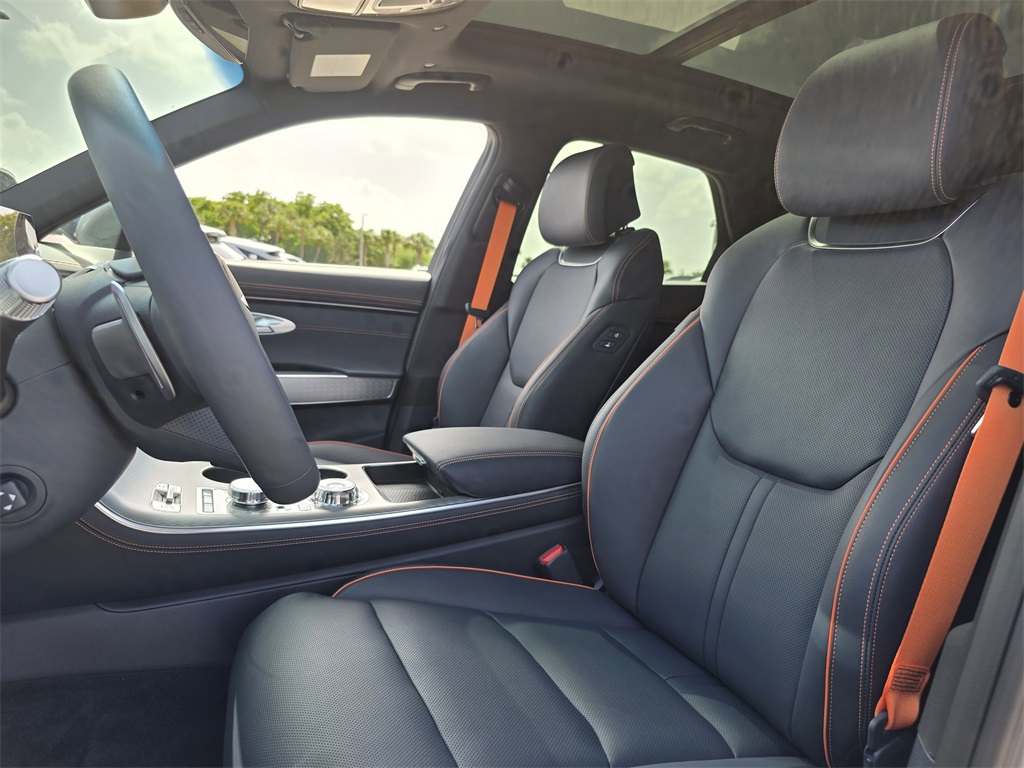 2026 Genesis GV70 2.5T Sport Prestige photo 14