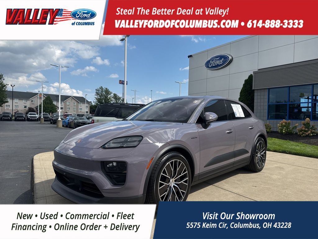 Used 2024 Porsche Macan Base with VIN WP1AA2XA7RL002542 for sale in Columbus, OH