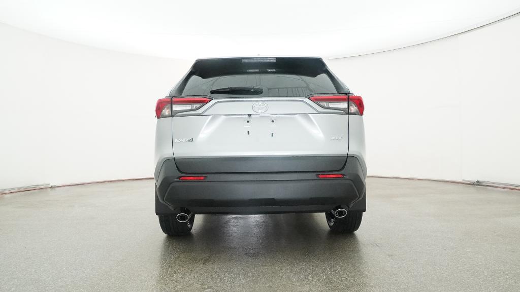 2025 Toyota RAV4 XLE Premium photo 3