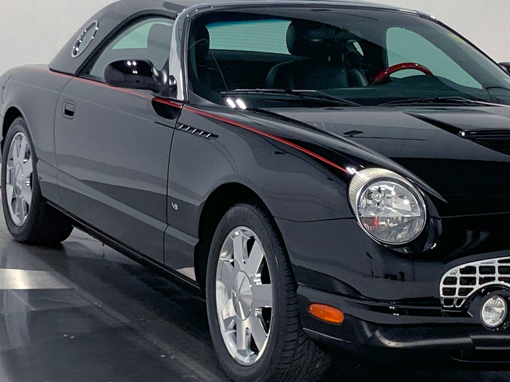 2003 Ford Thunderbird Base photo 19