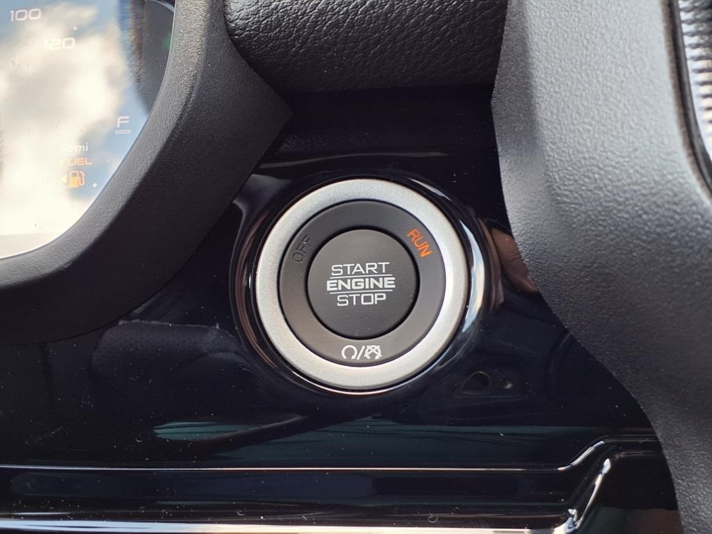 2025 Ram 1500 Rebel photo 16