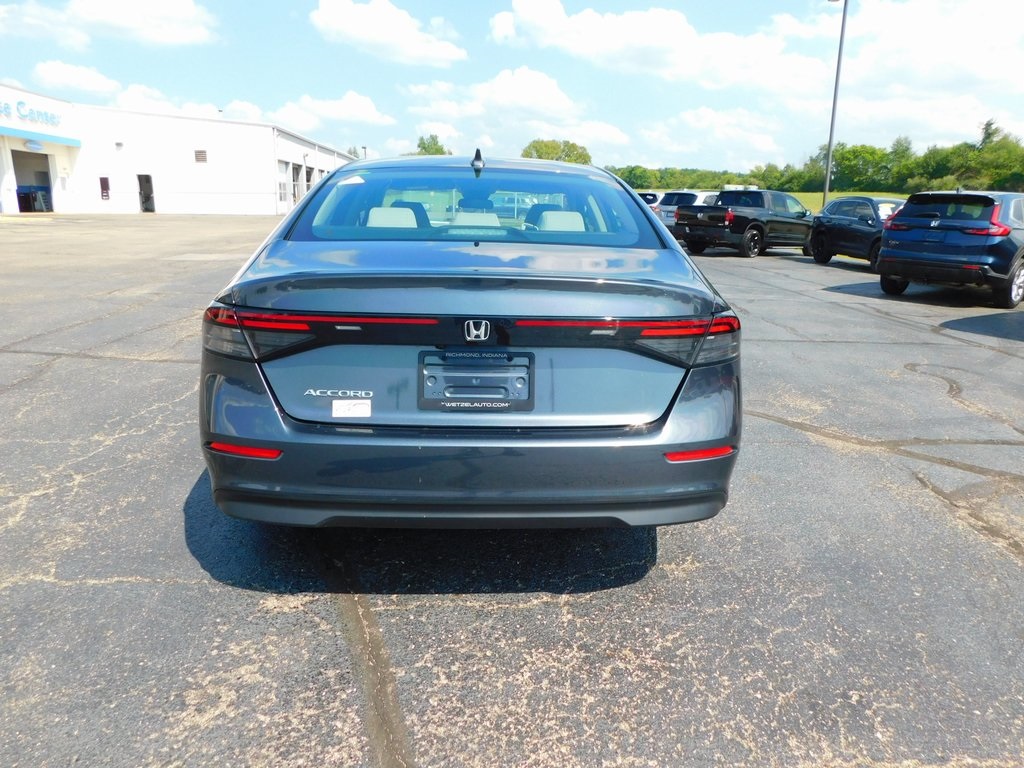 2024 Honda Accord 1.5T LX photo 4