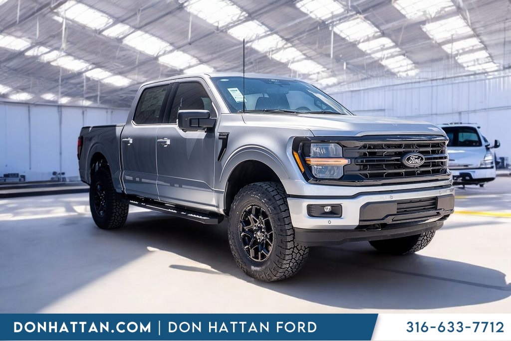 2025 Ford F-150 XLT photo 10