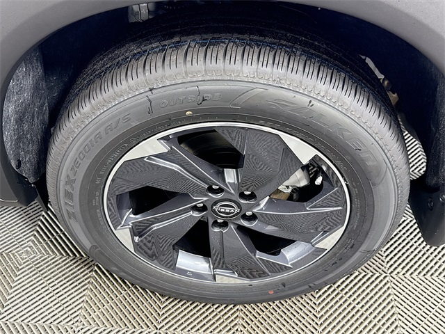 2026 Nissan Rogue SV photo 3