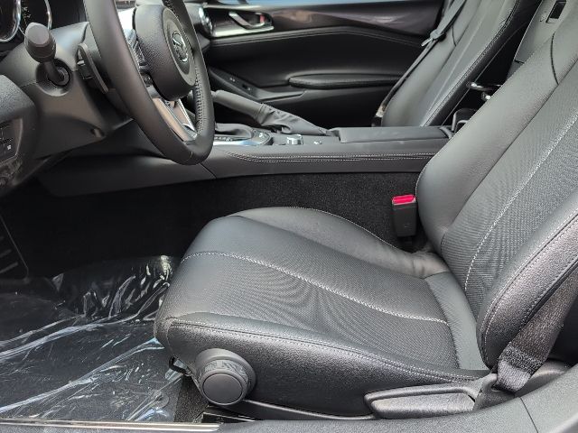 2025 Mazda MX-5 Miata Miata RF Grand Touring photo 13