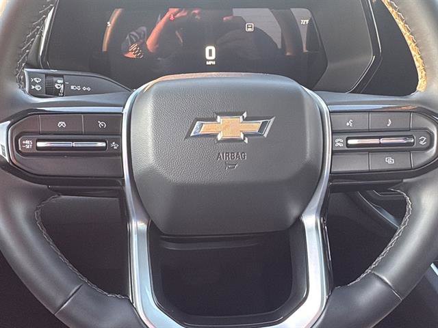 2024 Chevrolet Colorado LT photo 15