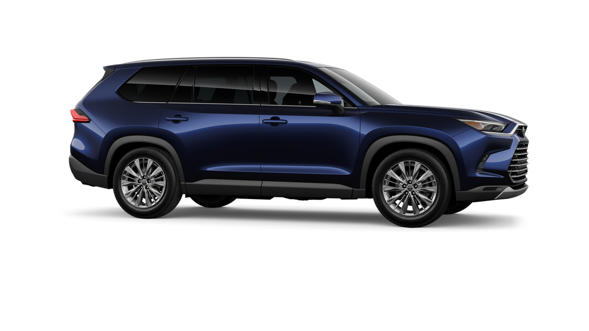 2026 Toyota Grand Highlander Platinum AWD photo 7