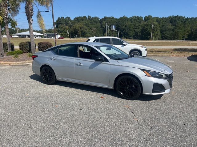 2024 Nissan Altima SR