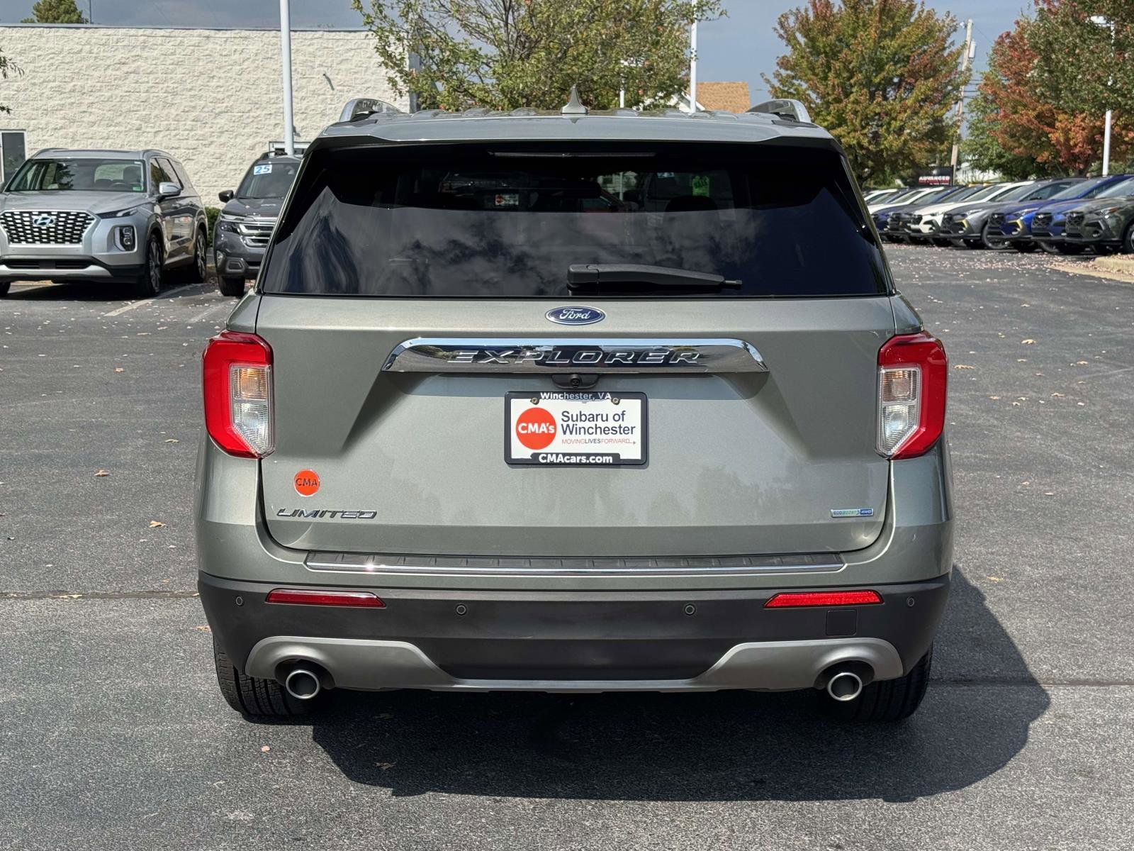 2020 Ford Explorer Limited photo 2