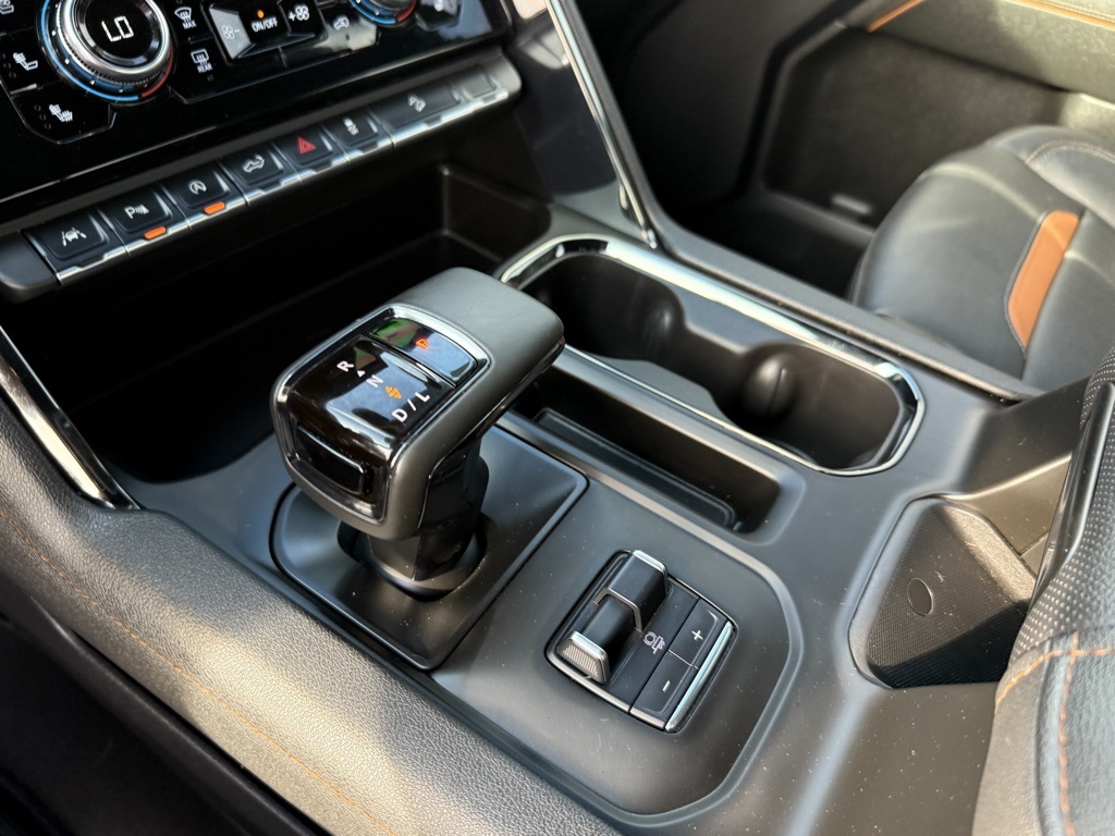 2024 Gmc Sierra AT4 photo 13