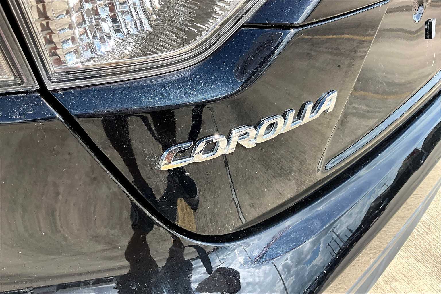 2024 Toyota Corolla LE photo 26