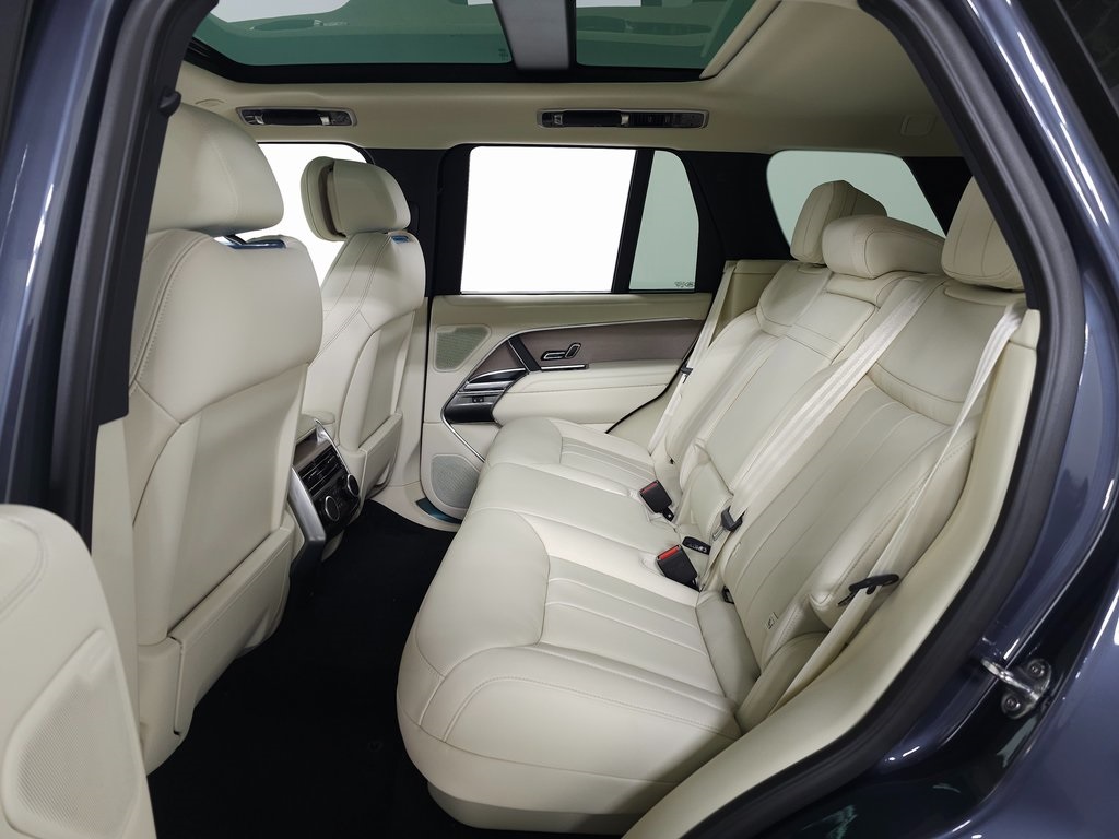 2025 LAND ROVER RANGE ROVER - Image 38