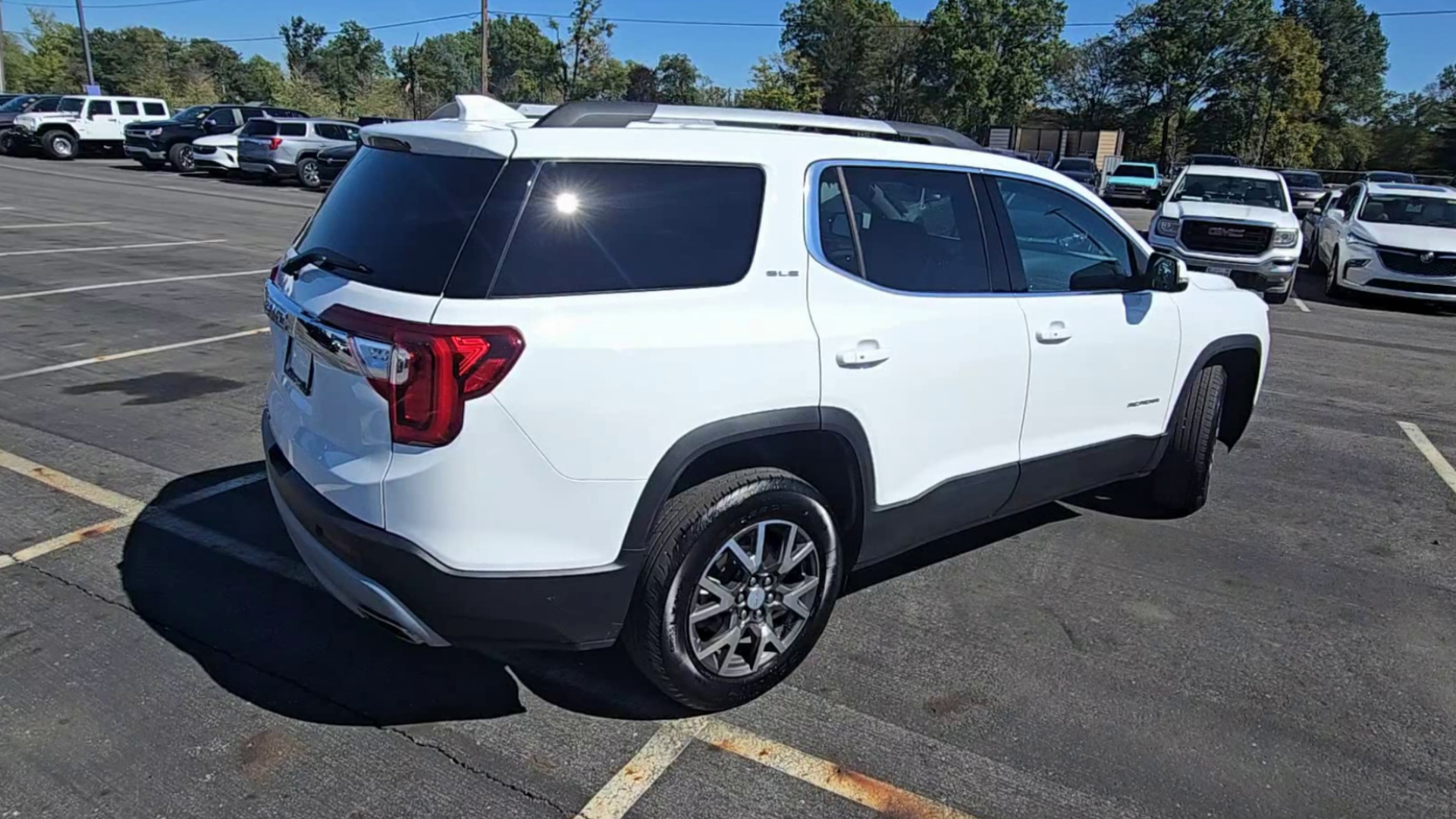 2023 Gmc Acadia SLE photo 44