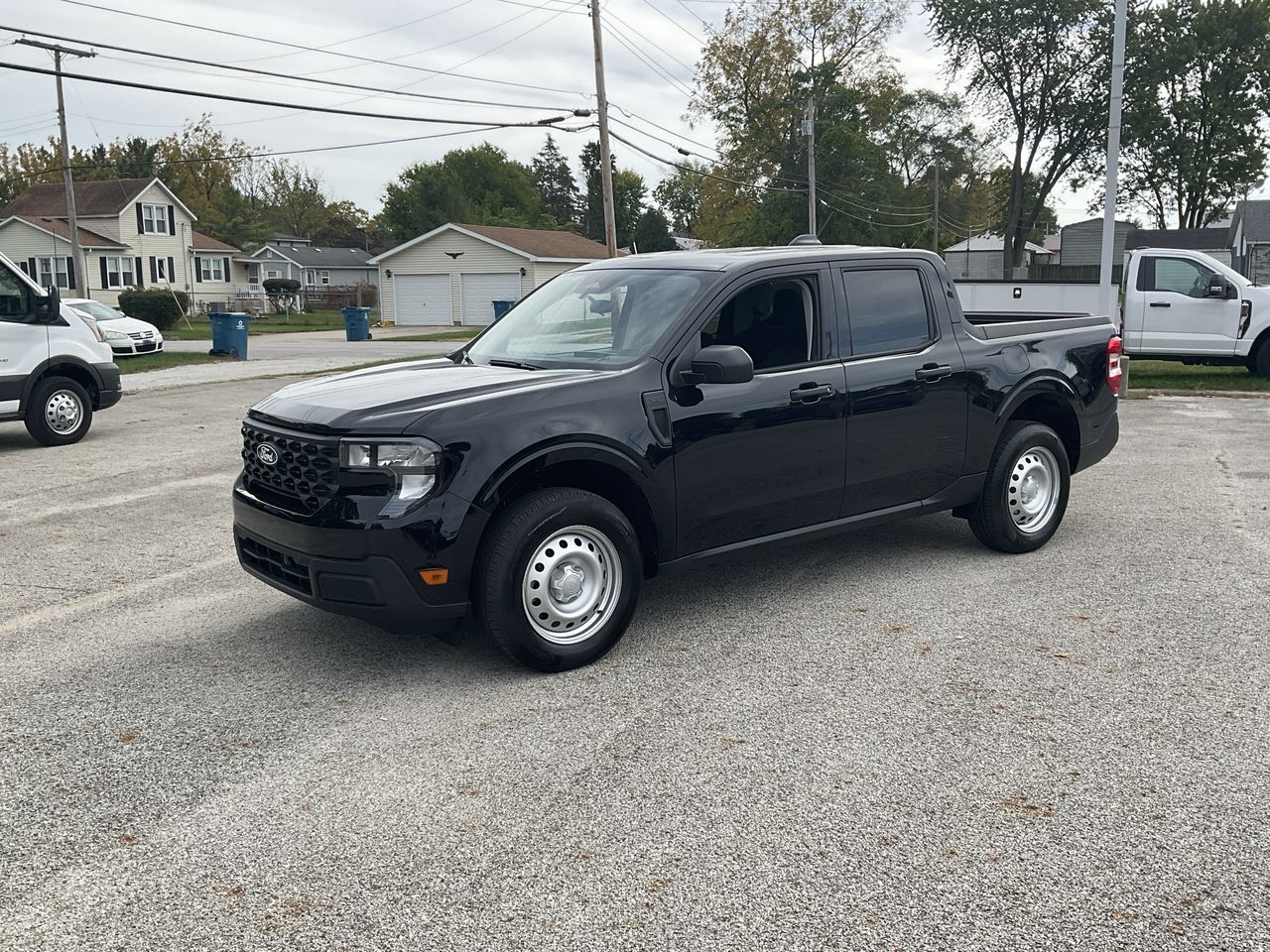 2025 Ford Maverick XL's photo