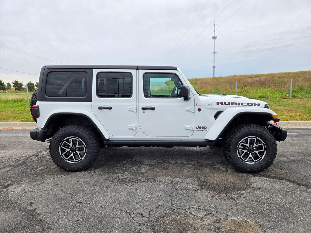 2025 Jeep Wrangler Rubicon photo 2