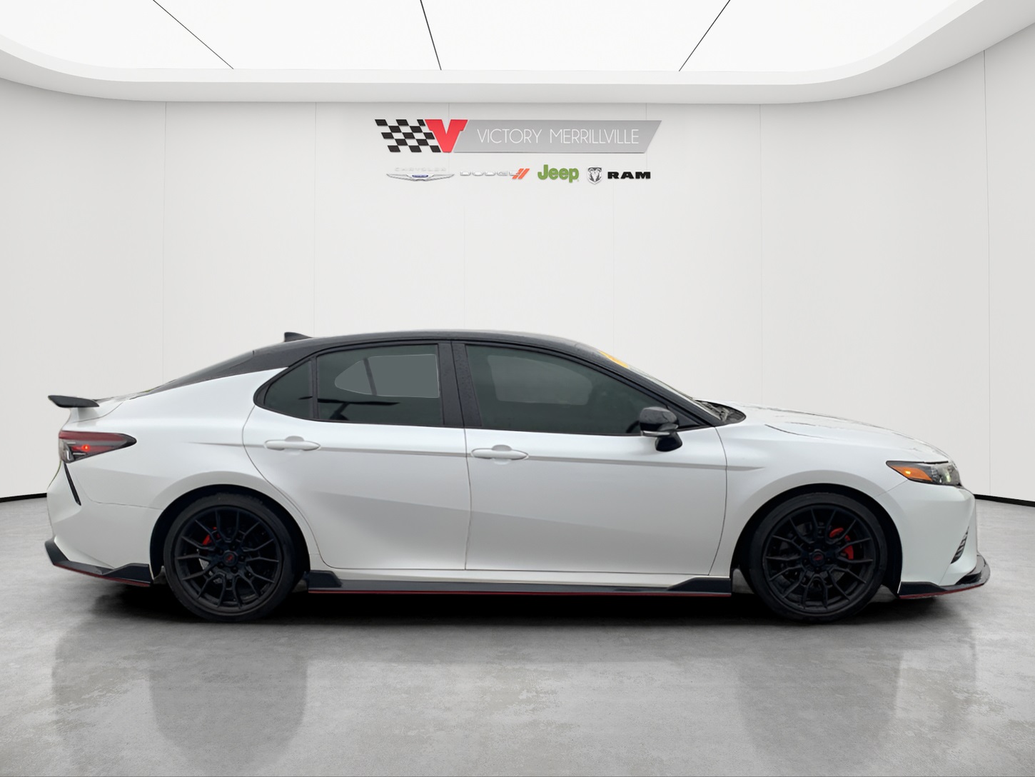 2024 Toyota Camry TRD V6 photo 4