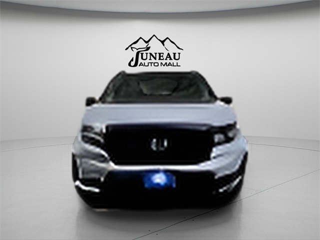 2024 Honda Passport Black Edition photo 3