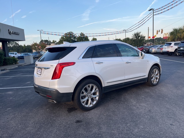2017 Cadillac XT5 Luxury photo 3