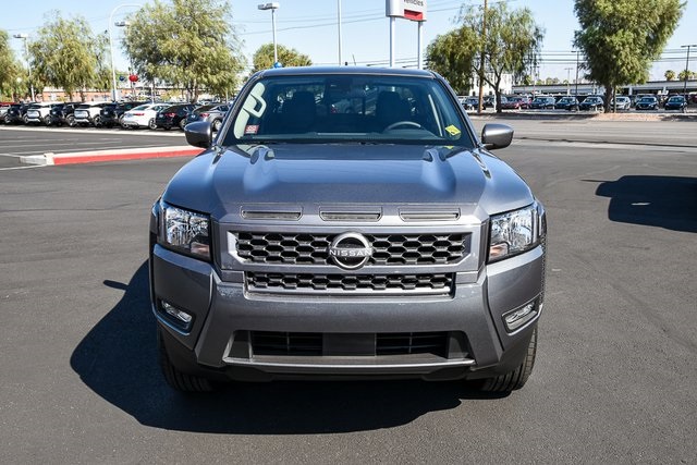 2026 Nissan Frontier SV photo 2