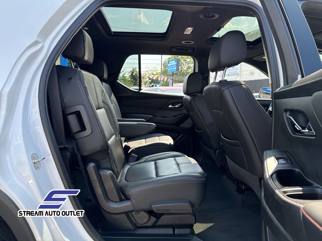 2023 Chevrolet Traverse RS photo 15