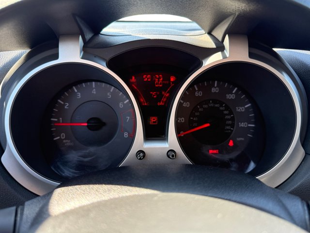 2012 Nissan Juke SV photo 11