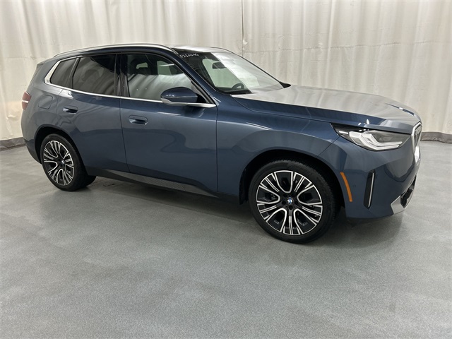 2025 BMW X3 30's photo