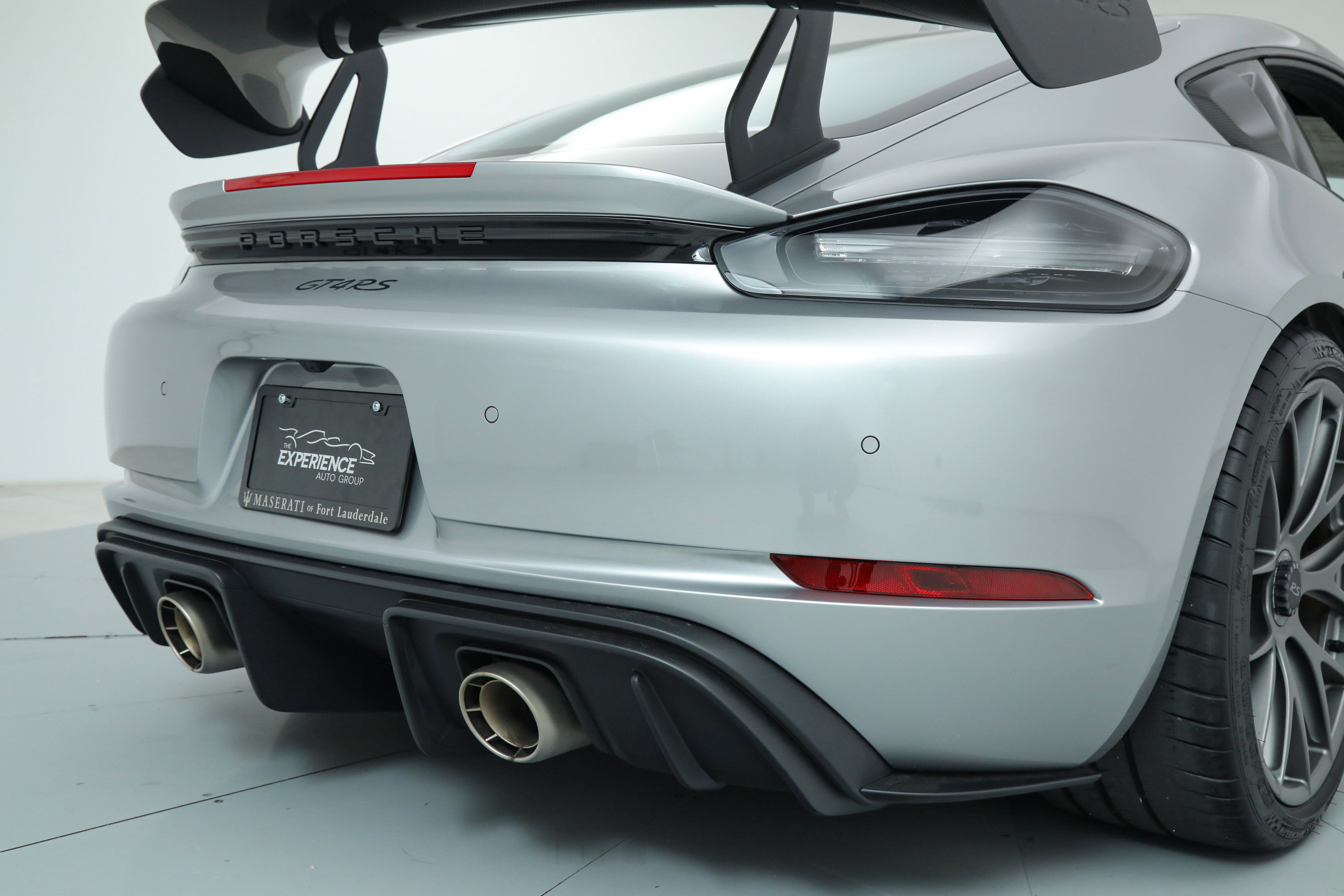 2025 Porsche Cayman GT4 RS photo 28