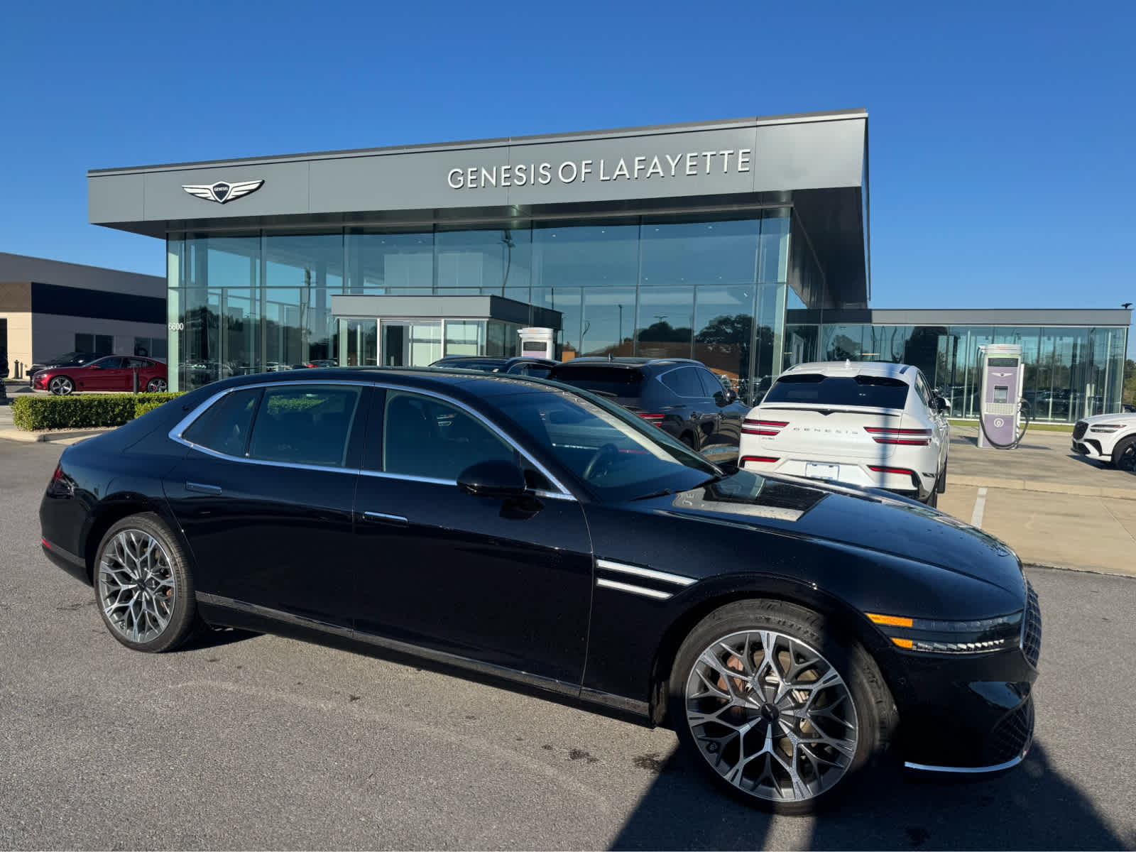 2025 GENESIS G90 Base's photo