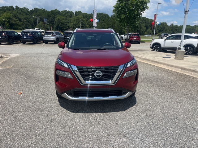 2023 Nissan Rogue Platinum photo 2