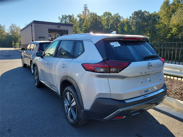 2023 Nissan Rogue SL photo 3