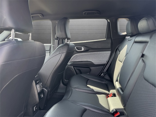 2025 Jeep Compass Latitude photo 11