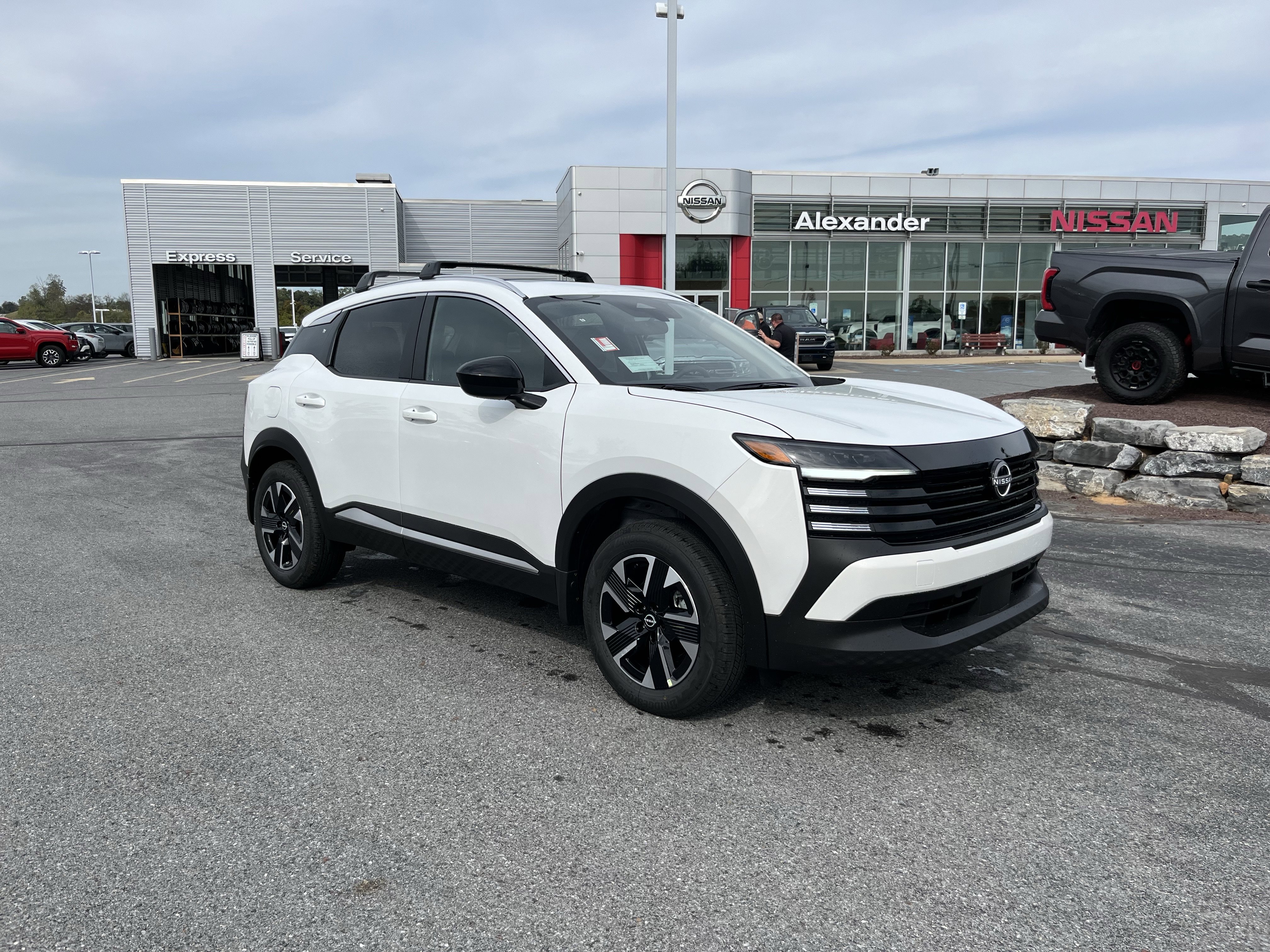 2026 Nissan KICKS SV AWD's photo