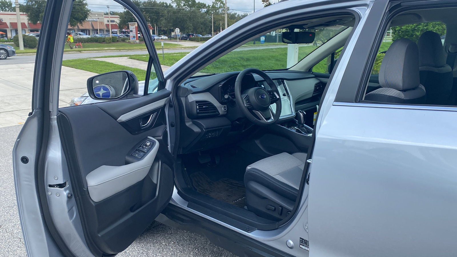 2025 Subaru Outback Premium photo 7