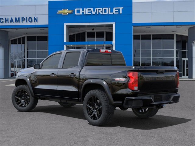 2025 Chevrolet Colorado Trail Boss photo 3