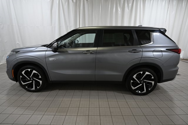 2023 Mitsubishi Outlander PHEV SE photo 9