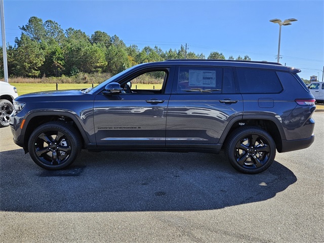 2025 Jeep Grand Cherokee Altitude X photo 4