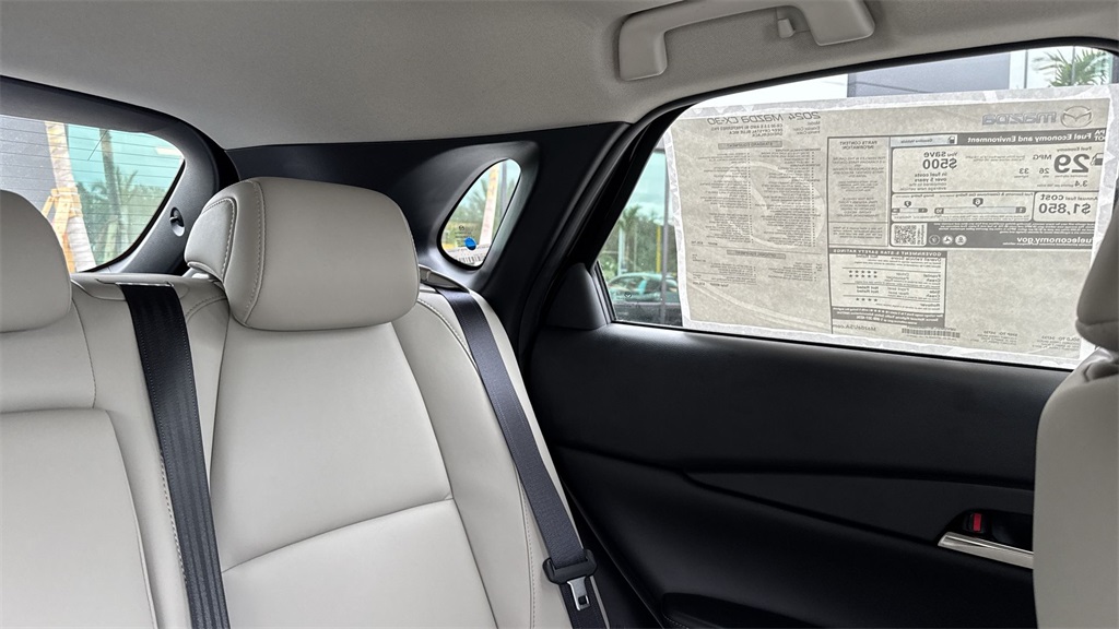 2024 Mazda CX-30 2.5 S Preferred photo 18