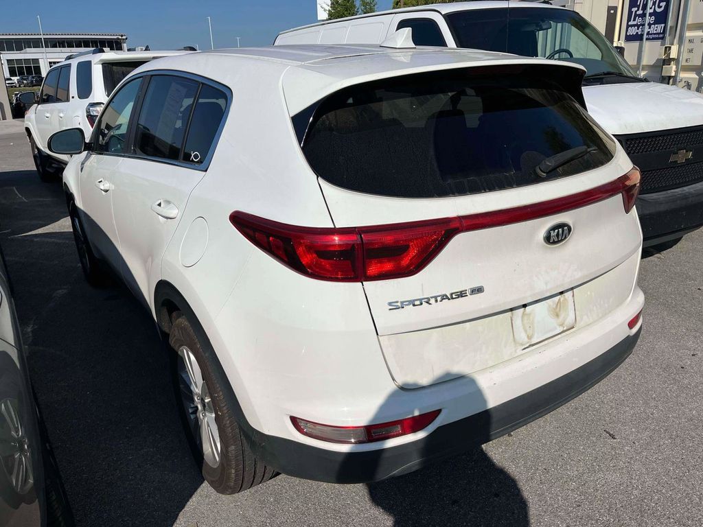 2018 Kia Sportage LX photo 3